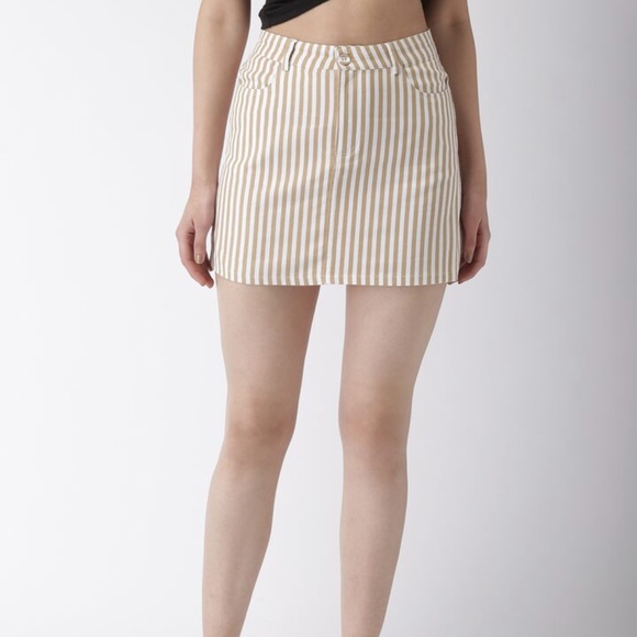 Forever 21 tan and white striped mini skirt - Picture 1 of 6